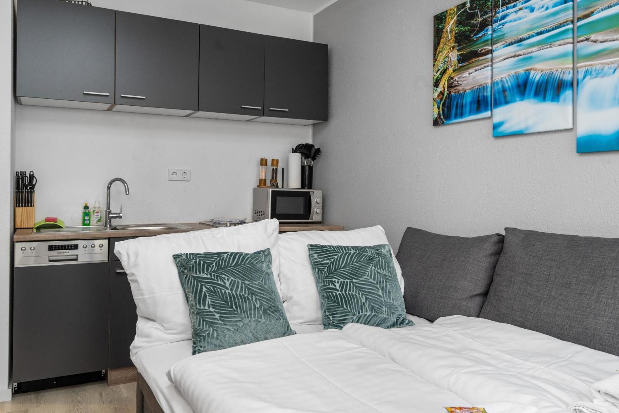 Messe, Monteure, Budget - Einfache Komfortable 2 Personen Wohnung Duisburg Exterior foto