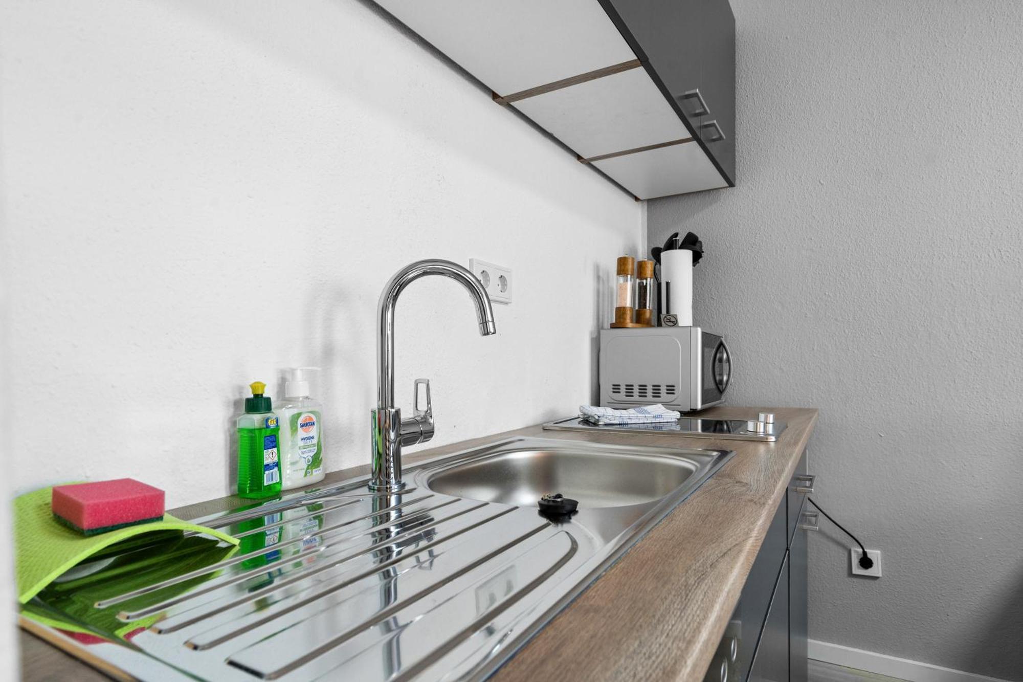 Messe, Monteure, Budget - Einfache Komfortable 2 Personen Wohnung Duisburg Exterior foto